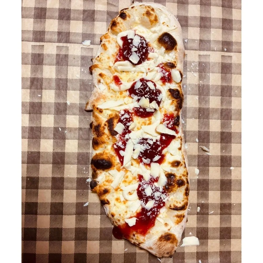 Half Pizza Delizia Rossa